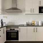 Casa Krisma, Fabulous Modern Spacious 2 Bedrooms Apartment, Remote Work, Fast Wifi, Parking And Ac