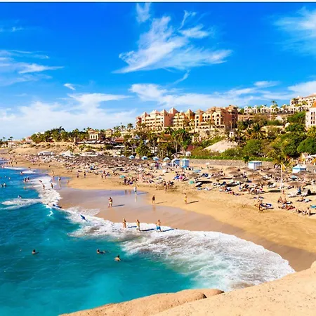 Casa Krisma, Fabulous Modern Spacious 2 Bedrooms Apartment, Remote Work, Fast Wifi, Parking And Ac *