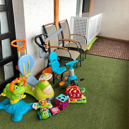 Casa Krisma, Fabulous Modern Spacious 2 Bedrooms Apartment, Remote Work, Fast Wifi, Parking And Ac Apartman *