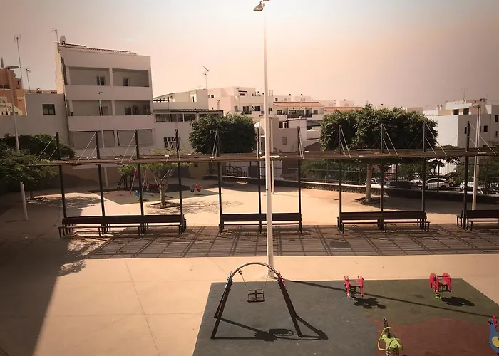 Casa Krisma, Fabulous Modern Spacious 2 Bedrooms Apartment, Remote Work, Fast Wifi, Parking And Ac *