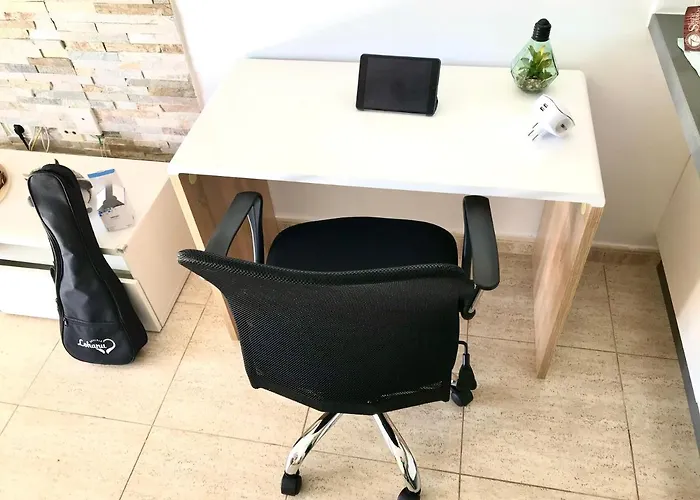 Casa Krisma, Fabulous Modern Spacious 2 Bedrooms Apartment, Remote Work, Fast Wifi, Parking And Ac 아데제