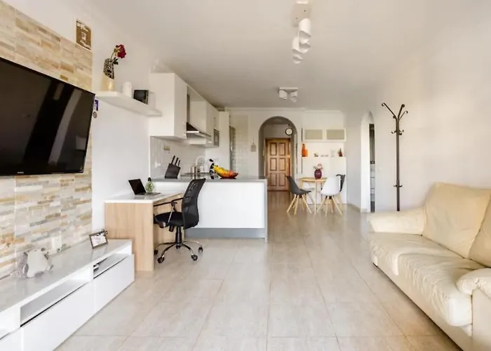 Casa Krisma, Fabulous Modern Spacious 2 Bedrooms Apartment, Remote Work, Fast Wifi, Parking And Ac Apartamento Costa Adeje (Tenerife)