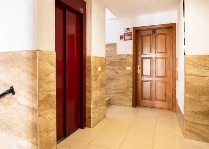 Casa Krisma, Fabulous Modern Spacious 2 Bedrooms Apartment, Remote Work, Fast Wifi, Parking And Ac